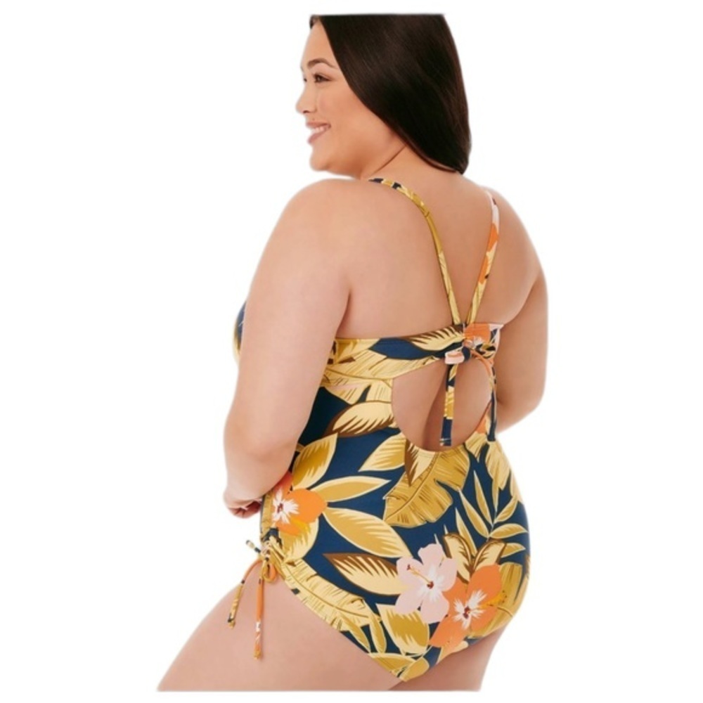 NWT Women’s Plus Slimming Control 1 Piece Swimsuit - Picture 7 of 8